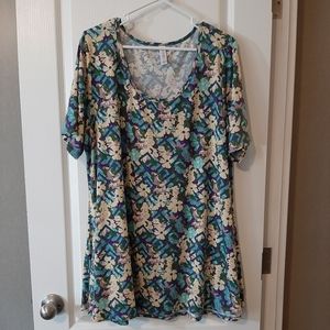 LuLaRoe Perfect T